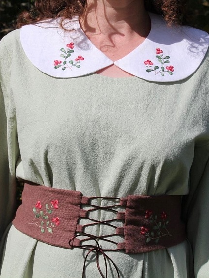 Платье из хлопка крэш в морозно-зеленом цвете