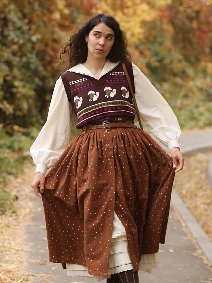 Блузка из фактурного хлопка и юбка из теплого хлопка