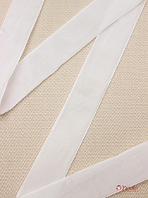 БРАК (цена снижена) Лента бархатная двухсторонняя цв.Белый, ш.25мм, полиэстер-100%