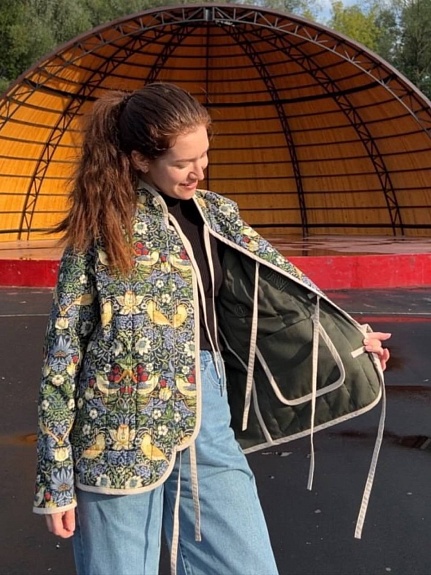 Ватник двусторонний с завязками  по мотивам У.Морриса