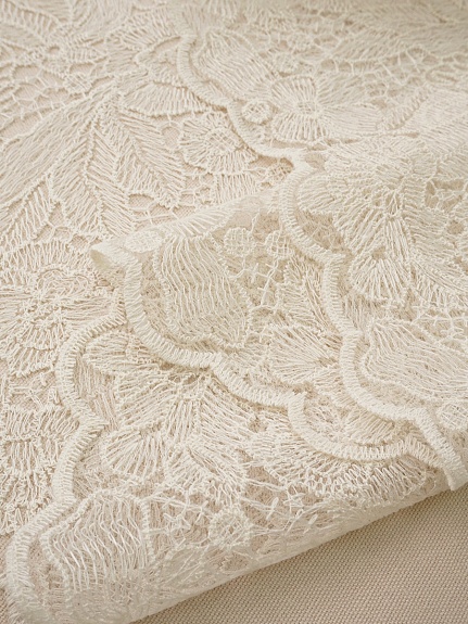 Кружевное полотно "Ажурный сад" (фестон с 2х ст.)  цв.кремовый, СОРТ2, ш.1.2м, хл-80%, нейлон-20%