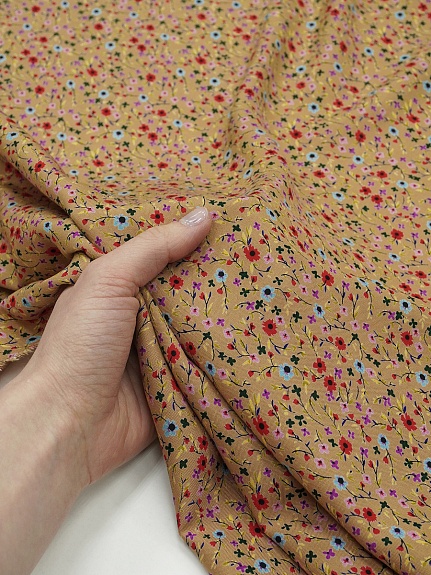 Штапель Премиум "Цветочная мириада" цв.темно-песочный, ш.1.45м, вискоза-100%, 120гр/м.кв