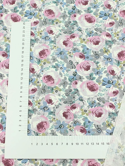 Ситец "Морозные пионы" цв.серо-голубой/лилово-розовый, ш.1.5м, хлопок-100%, 94гр/м.кв