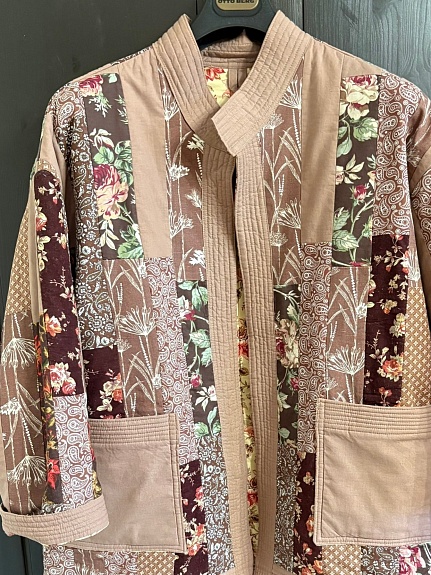 Куртка в лоскутной технике 