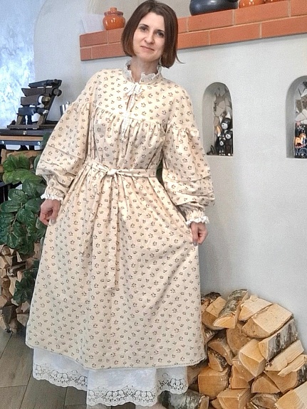 Нежное платье из теплого хлопка "Милые букетики"