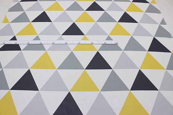 Ткань для стол. белья с пропиткой "Крупные треугольники" цв.серый/желтый, ш.1.47м, хл-100%