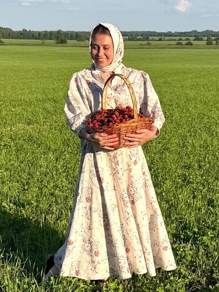 Костюм из вышитой ткани  "Пастельные грезы"