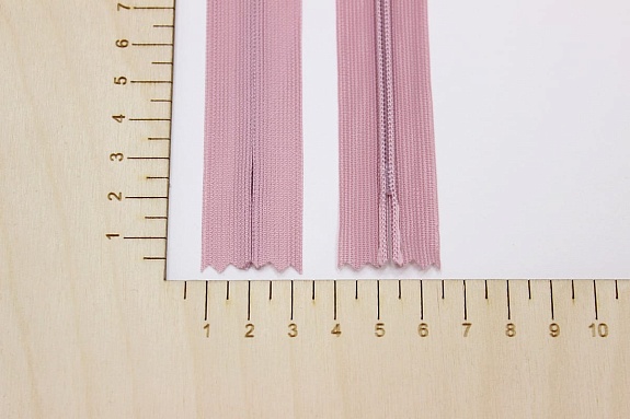 Молния потайная н/р цв.сиренево-розовый флер, 20см, нейлон