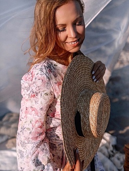 Летнее платье из полульна